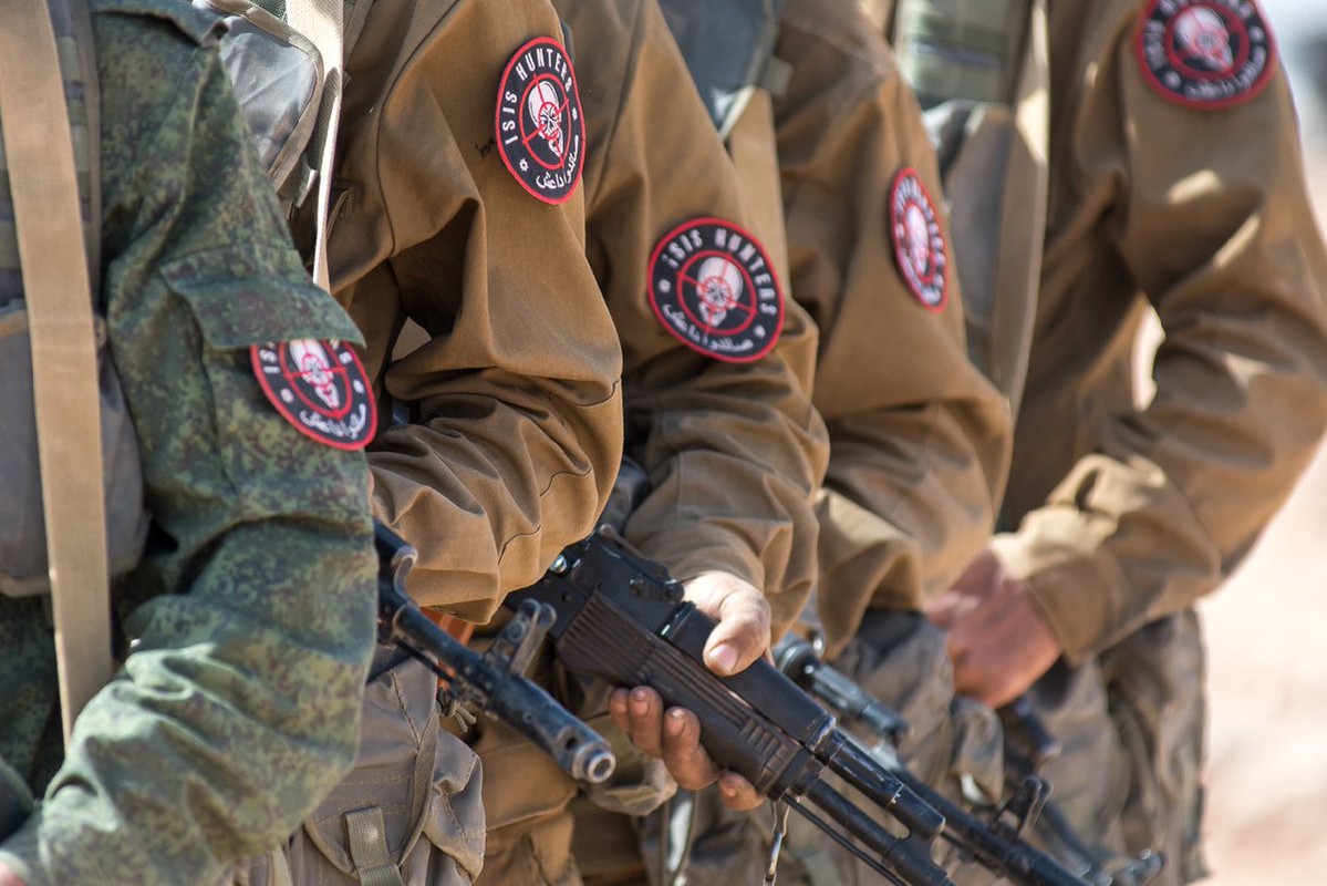 Vệ binh Chechnya bao vây Mariupol, quyết “xóa xổ” Tiểu đoàn Azov