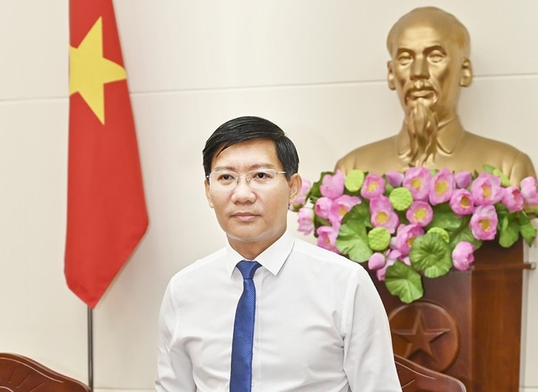Chan dung lanh dao tinh Binh Thuan nhiem ky 2021-2026-Hinh-3