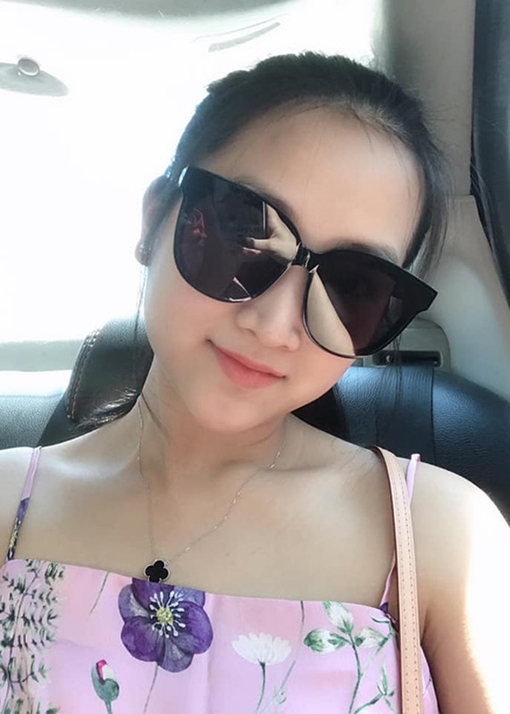 Vo hotgirl Lam Truong ban hang online goi cam vo doi-Hinh-10