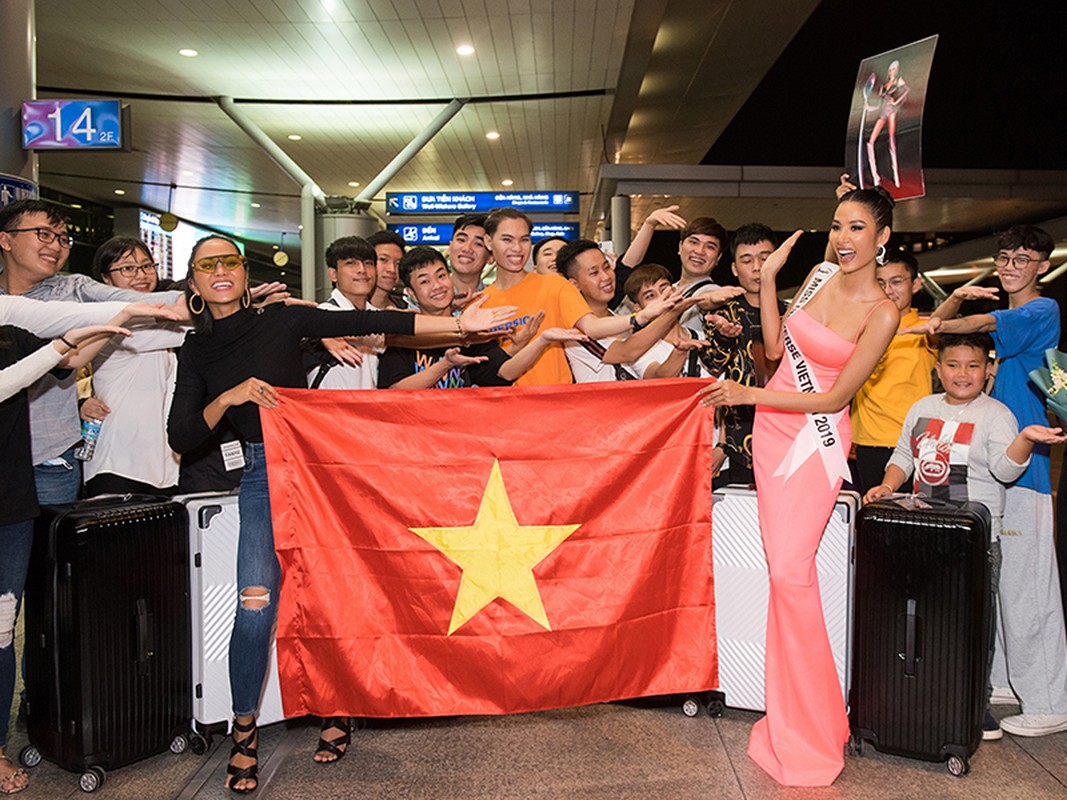 Hoang Thuy dong phat 2000 USD vi mang 12 kien hang ly thi Miss Universe-Hinh-3