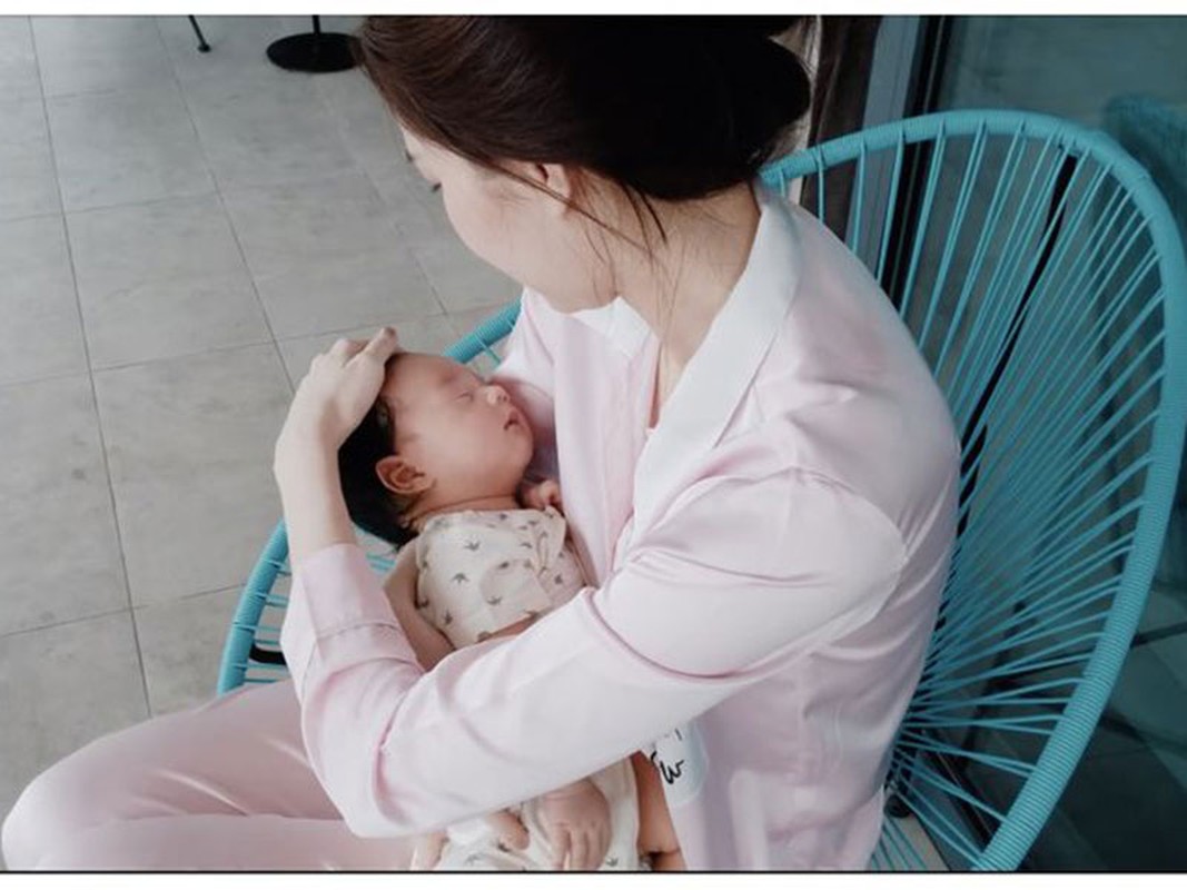 Con gai Cuong Do la - Dam Thu Trang: Dan baby Vbiz sinh ra o... vach dich-Hinh-4