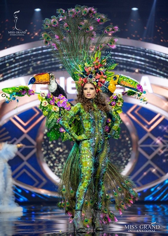 Chan dung thi sinh Miss Grand International “lo hang” gay soc trong ban ket-Hinh-9