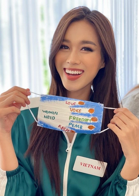 Do Thi Ha tiep tuc tut hang trong bang du doan Miss World-Hinh-6
