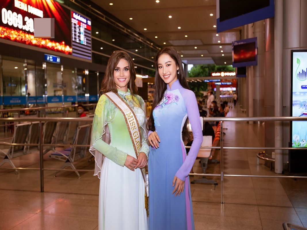 Doan Hong Trang do sac Miss Global International 2019 Karolina Kokesova