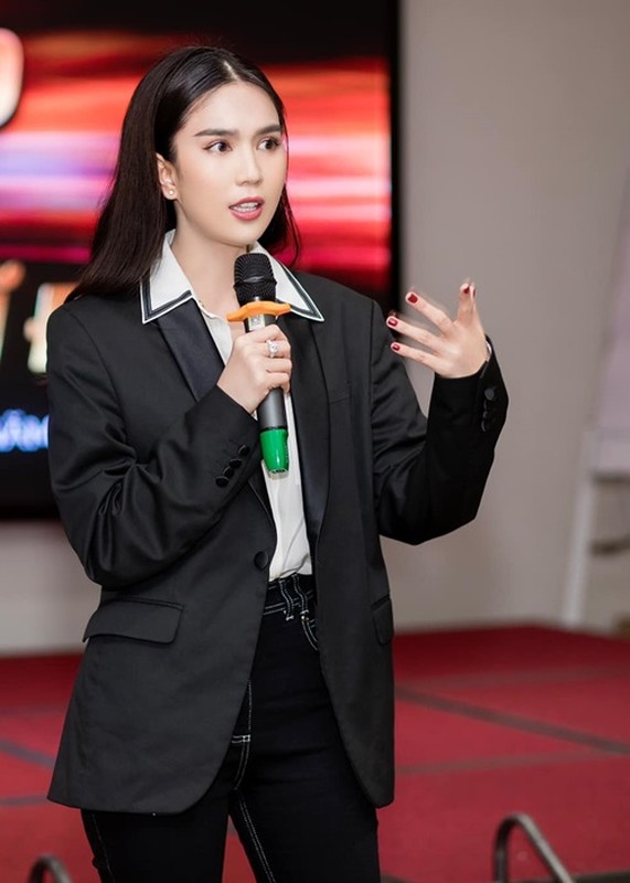 Khánh Vân, Thiện Nhân và loạt mỹ nhân Việt “đá chéo sân” làm CEO - Hình 7 Khanh Van, Thien Nhan va loat my nhan Viet “da cheo san” lam CEO-Hinh-7