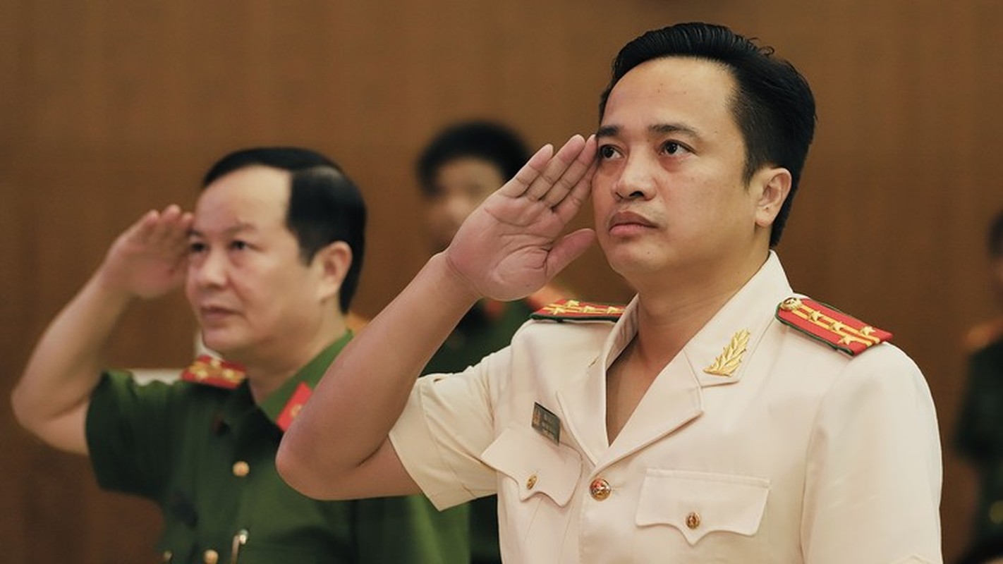 Nhìn lại các chuyên án của đại tá Mai Hoàng - Anh hùng chống ma tuý - Hình 13 Nhin lai cac chuyen an cua dai ta Mai Hoang - Anh hung chong ma tuy-Hinh-13