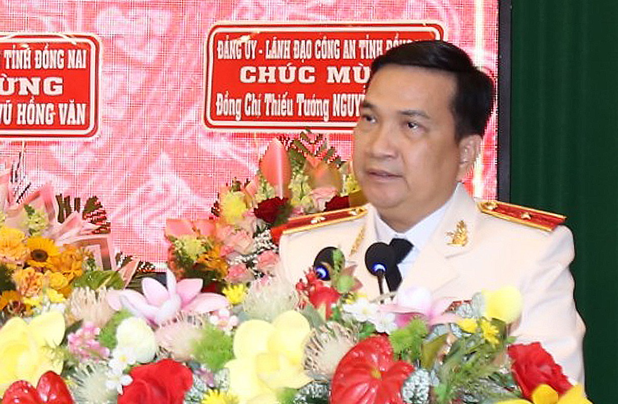 Chan dung Giam doc Cong an Tinh Dong Nai tham gia Ban Thuong vu Tinh uy-Hinh-3