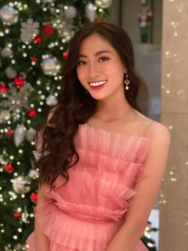 Luong Thuy Linh noi bat voi dam hong thi tai nang o Miss World-Hinh-3