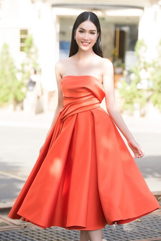 Fan quoc te du doan A hau Phuong Anh dang quang Miss International-Hinh-9