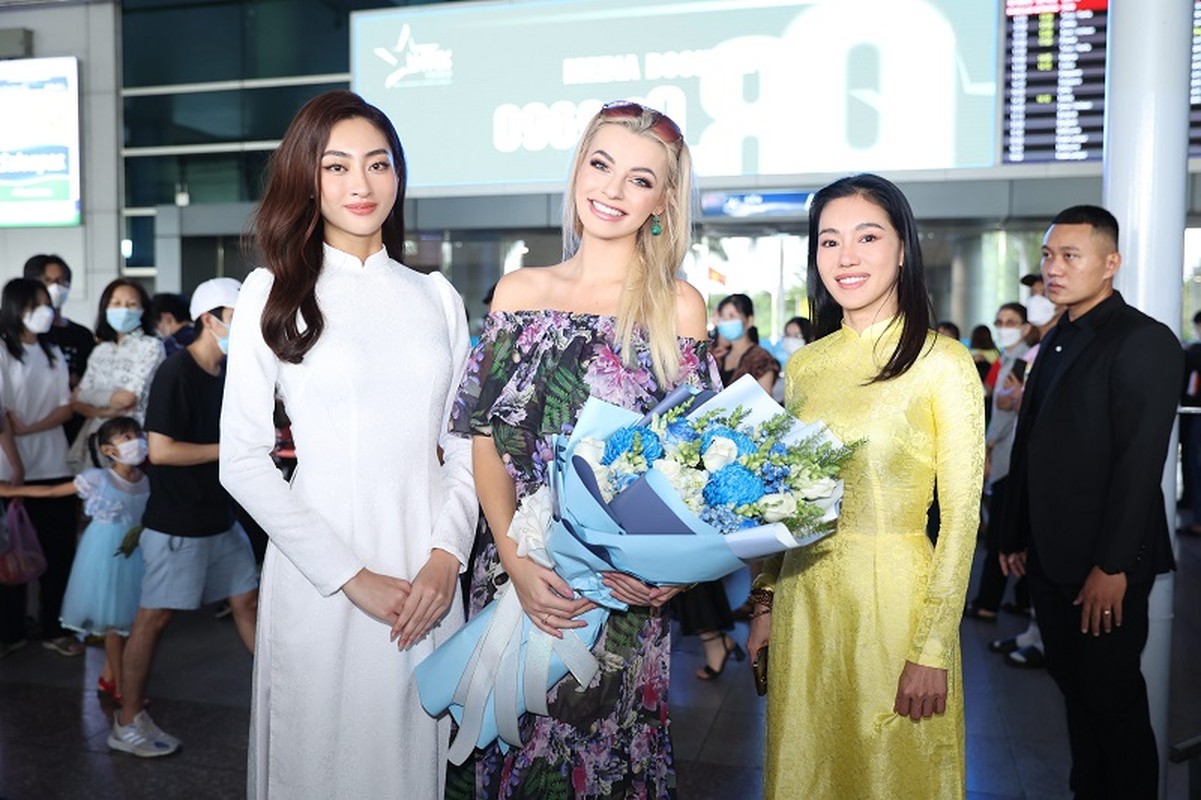 Nhan sac nhu bup be cua duong kim Miss World vua den Viet Nam