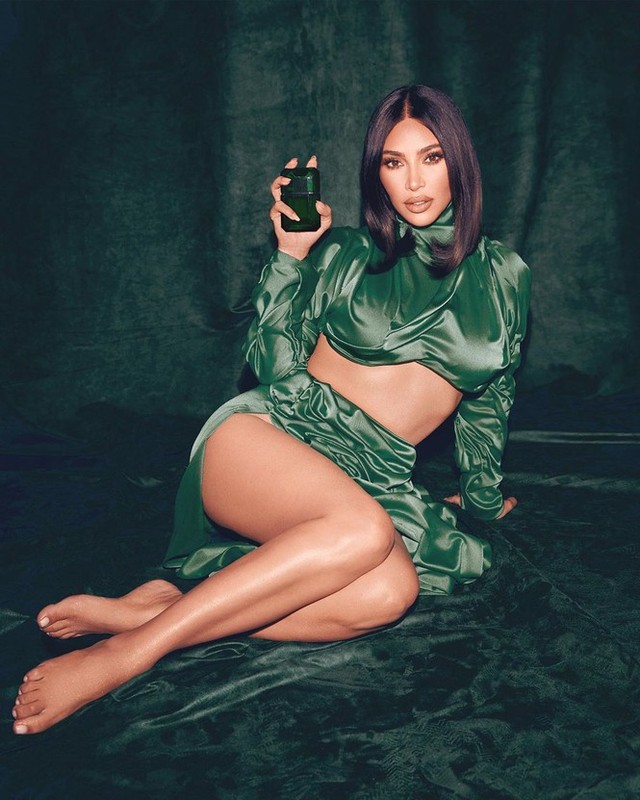 Kim Kardashian an mac sieu goi cam don sinh nhat 40 tuoi-Hinh-8