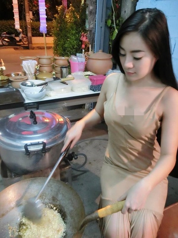 Hang loat hot girl Thai Lan an mac ho hang de “cau” khach mua hang-Hinh-6