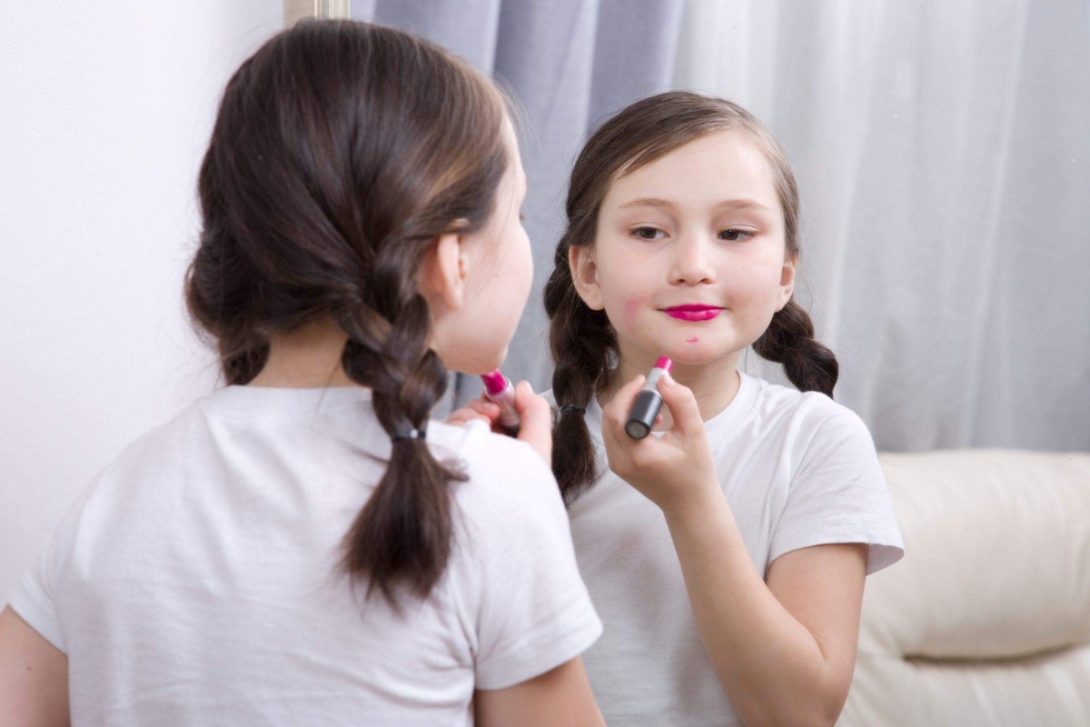 Muốn con không dậy thì sớm, mẹ cần bỏ ngay những món này - Hình 3 Muon con khong day thi som, me can bo ngay nhung mon nay-Hinh-3