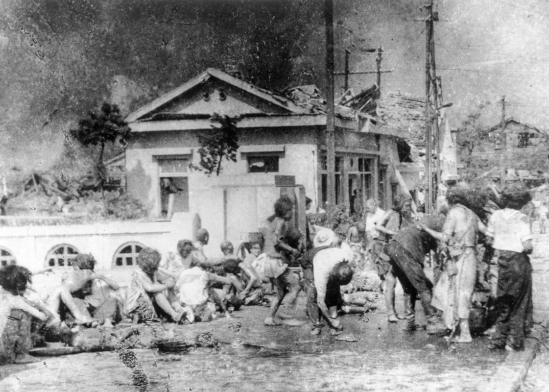 Hiroshima truoc va sau khi bi My nem bom nguyen tu-Hinh-6