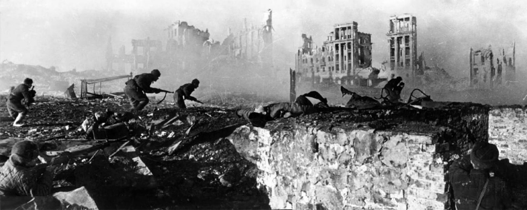 Dieu it biet ve tran Stalingrad dam mau trong The chien 2-Hinh-8