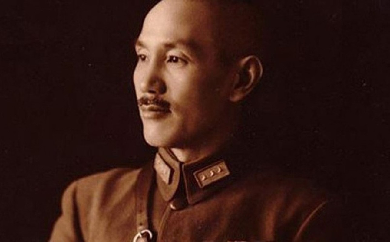Vì sao Tưởng Giới Thạch 4 lần âm mưu ám sát Tống Khánh Linh? - Hình 3 Vi sao Tuong Gioi Thach 4 lan am muu am sat Tong Khanh Linh?-Hinh-3