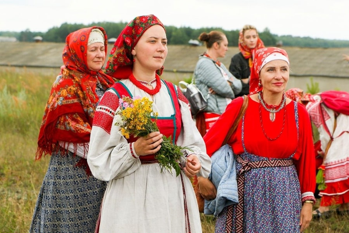 Почему любят белорусов. Украинцы и белорусы. Русские и белорусы. Российский и украинский народ. Русские и белорусы нация.