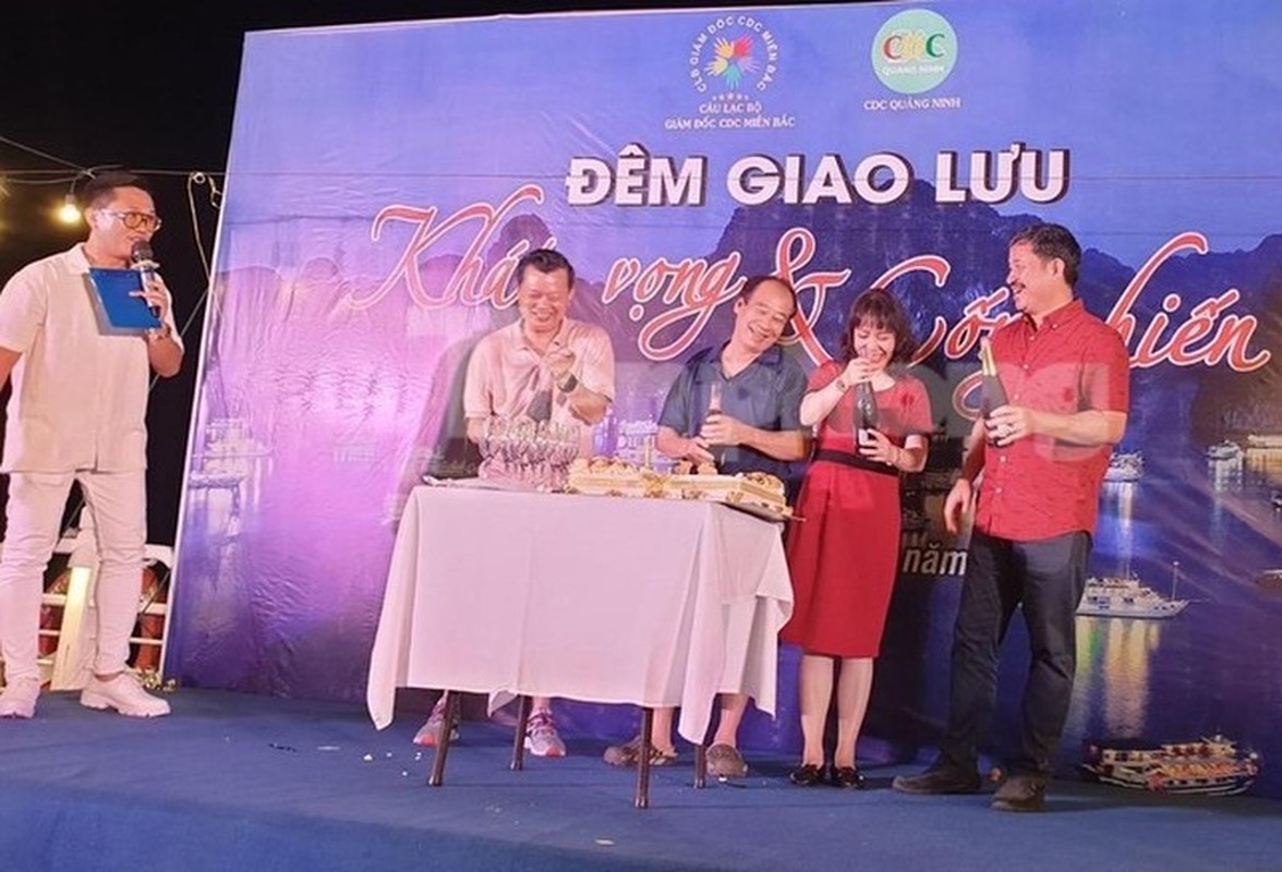 Tu “bua tiec chia tay” den ky luat nguyen Giam doc CDC Quang Ninh-Hinh-13