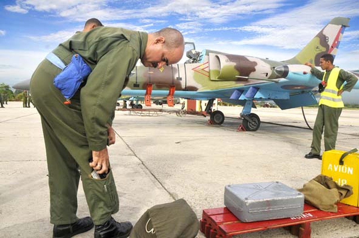 Ảnh hiếm Không quân Cuba huấn luyện chiến đấu