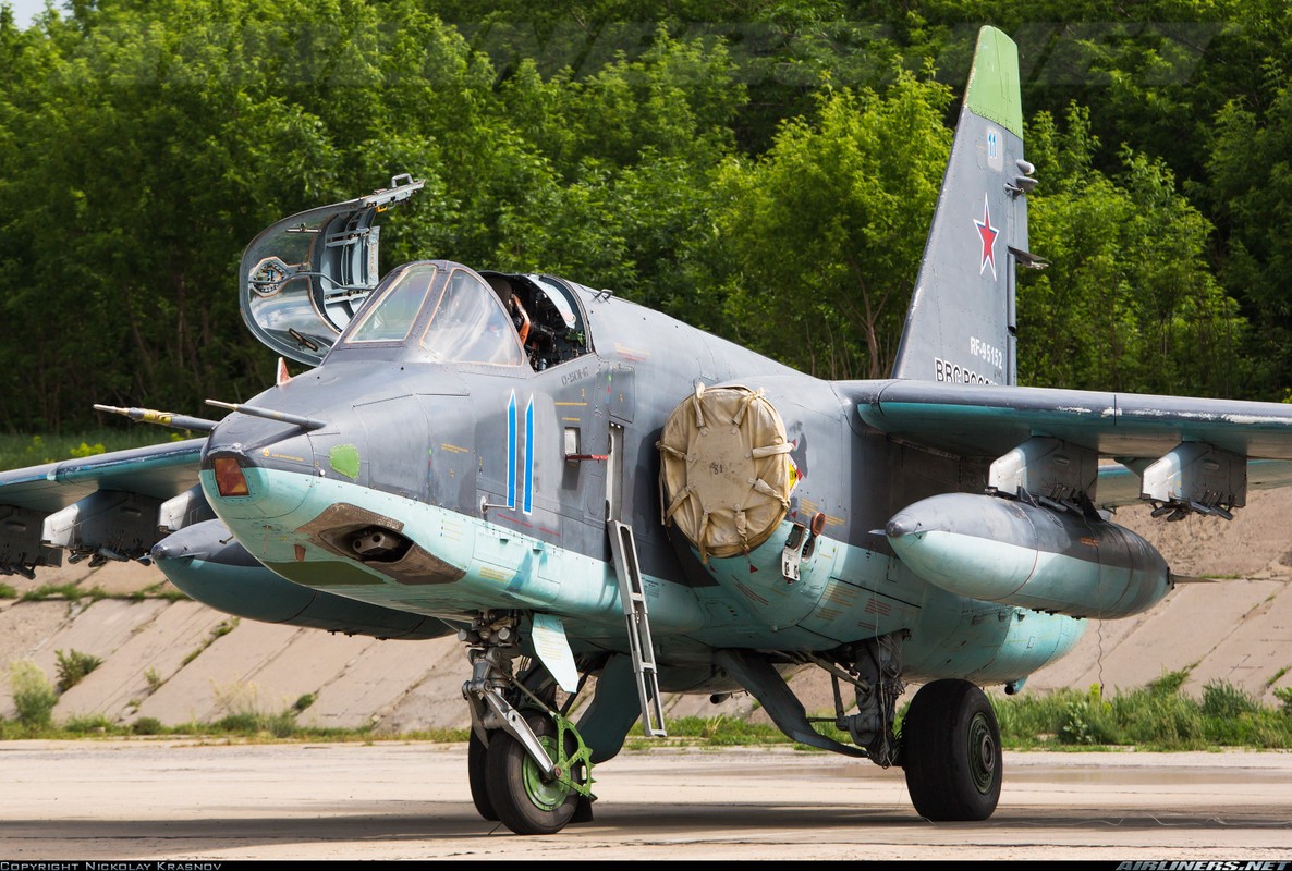 Bao My ca ngoi het loi cuong kich Su-25 Nga-Hinh-6