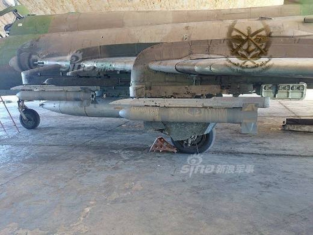 The tham khong ta noi tiem kich bom Su-22 cua Syria-Hinh-6