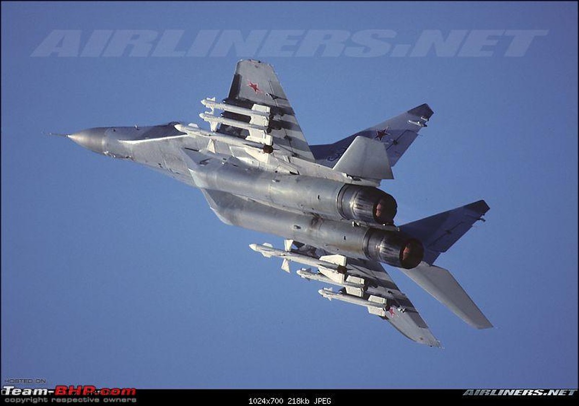 Dang gom suc manh tiem kich MiG-29 Myanmar sau nang cap-Hinh-7