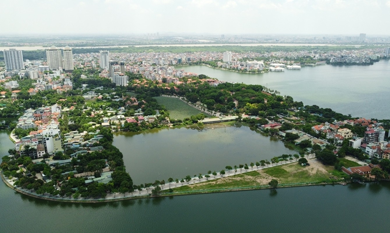 “Mục sở thị” loạt công trình gây nhếch nhác quy hoạch chung ở phường Quảng An - Hình 11 “Muc so thi” loat cong trinh gay nhech nhac quy hoach chung o phuong Quang An-Hinh-11