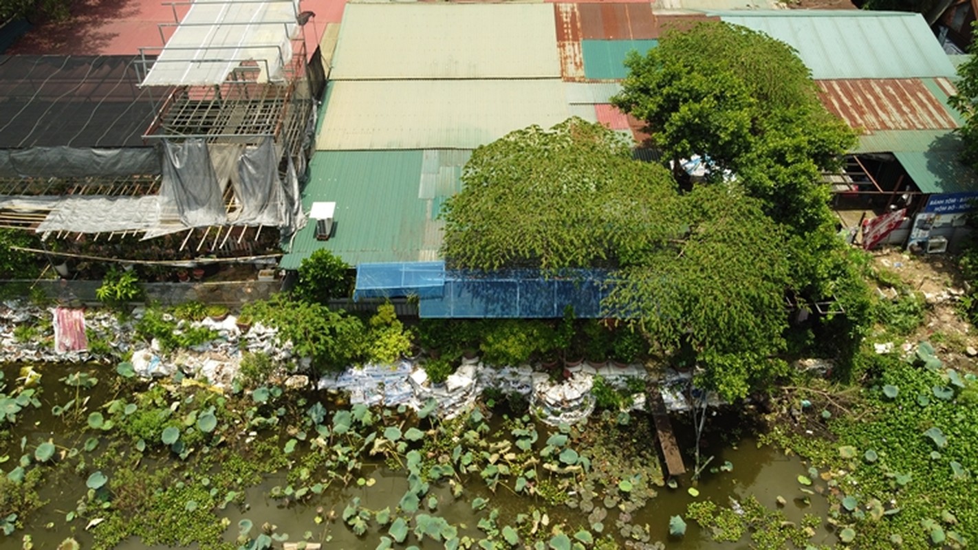 “Mục sở thị” loạt công trình gây nhếch nhác quy hoạch chung ở phường Quảng An - Hình 4 “Muc so thi” loat cong trinh gay nhech nhac quy hoach chung o phuong Quang An-Hinh-4