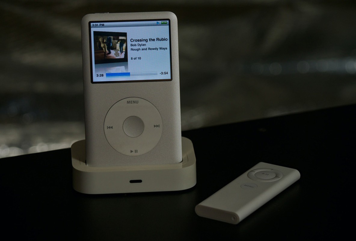 Tung co mot chiec iPod bi mat ma Steve Jobs khong he biet-Hinh-7