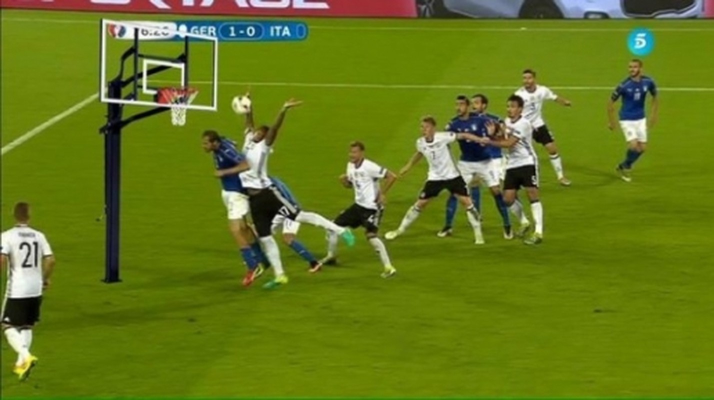 Jerome Boateng va loat anh che Euro 2016 day hai huoc-Hinh-2