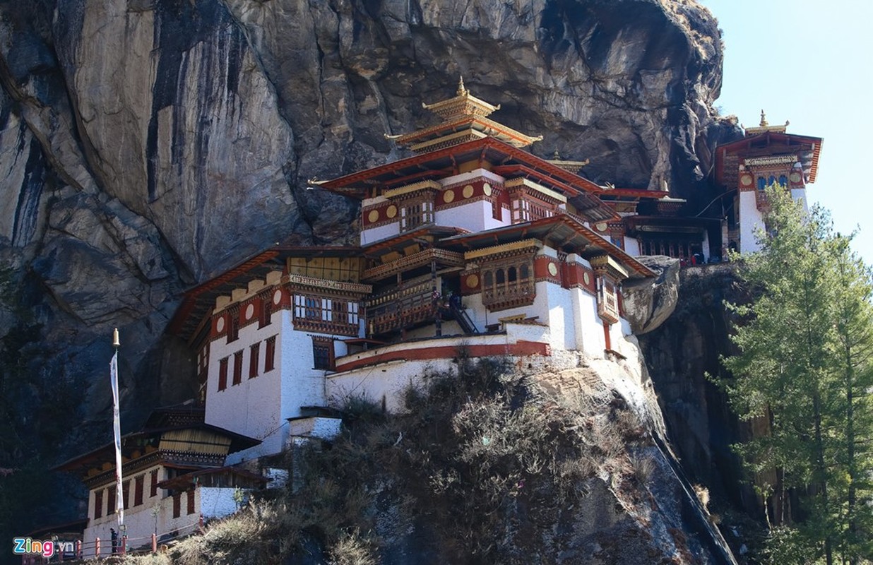 Hang ho' tren vach da cao hon 3.000 m o Bhutan-Hinh-16