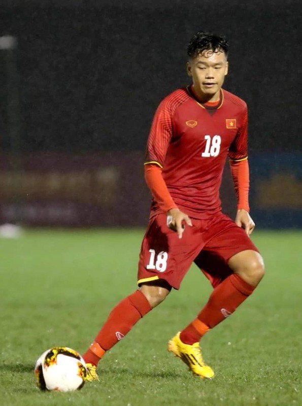 Danh tinh cau thu HLV Park chon thay Dinh Trong du King's Cup 2019-Hinh-4