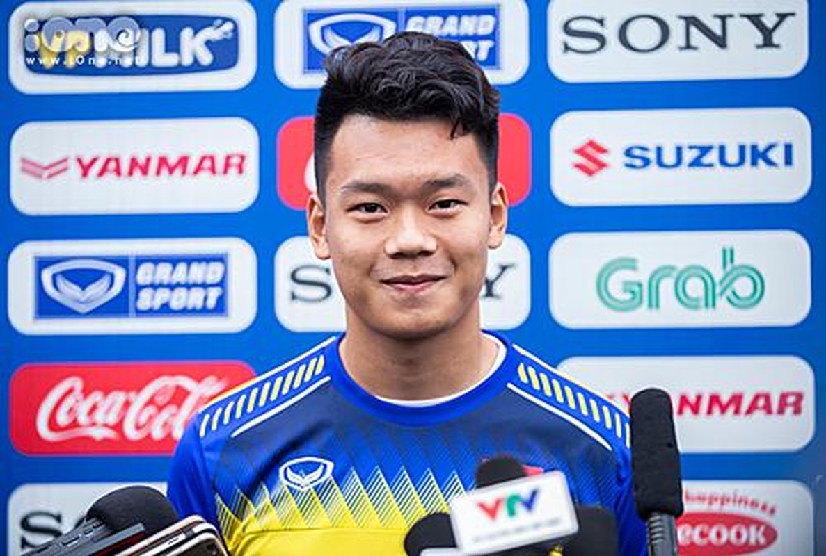 Danh tinh cau thu HLV Park chon thay Dinh Trong du King's Cup 2019-Hinh-9
