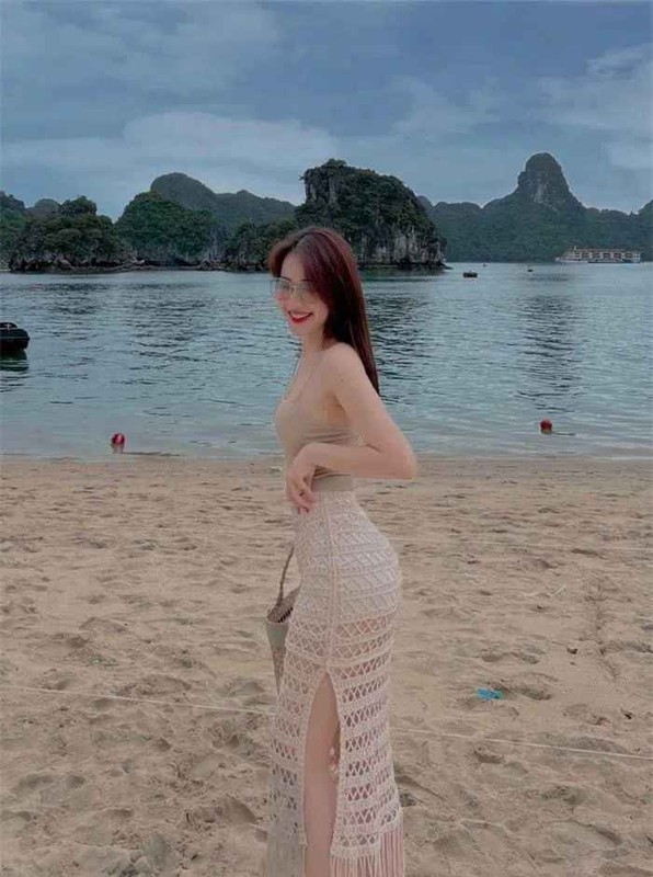 Dien bikini, nu MC dep nhat nhi VTV khien netizen khen het loi-Hinh-5