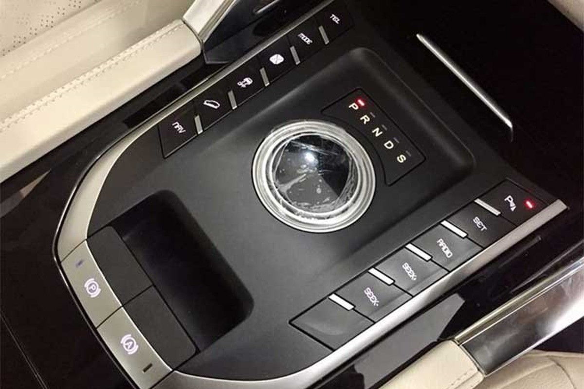 Xe Zoyte Z8 “nhai” Range Rover chi 725 trieu tai VN-Hinh-8