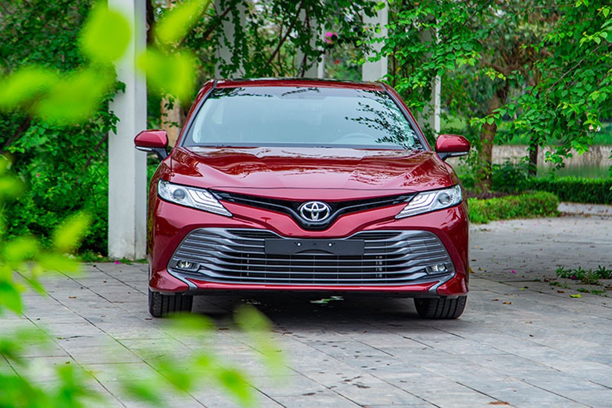 Toyota Camry 2019 tai VN dung dong co, hop so cu?-Hinh-2