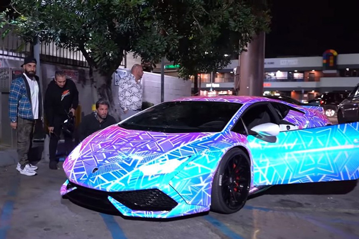 Lamborghini Huracan phat sang ruc ro cua ca si Chris Brown-Hinh-7