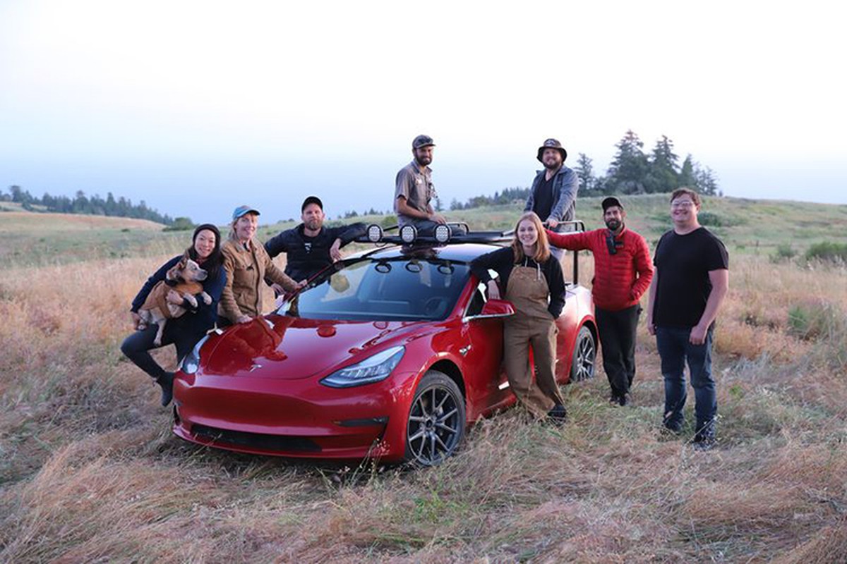 Tesla Model 3 dau tien do xe ban tai tu mot co gai-Hinh-10