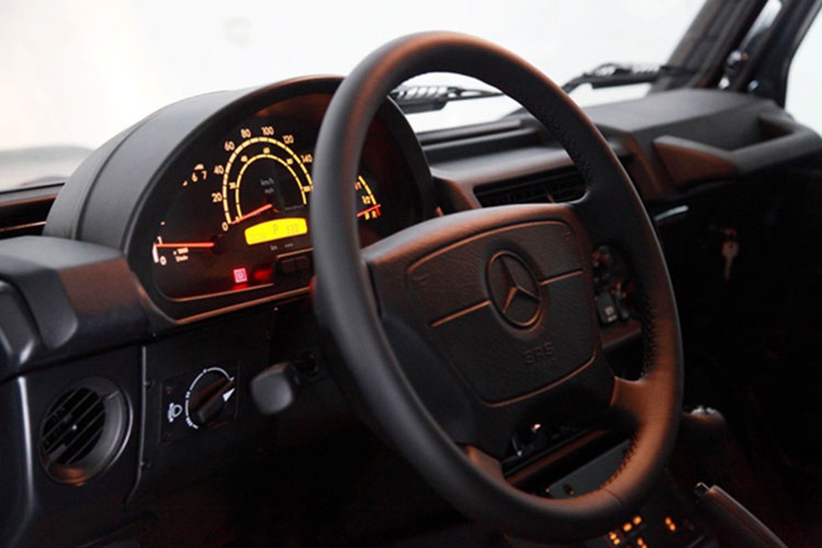 Đặng Lê Nguyên Vũ ra Hà Nội "săn" Mercedes-Benz G300 CDI hơn 5 tỷ - Hình 7 Dang Le Nguyen Vu ra Ha Noi