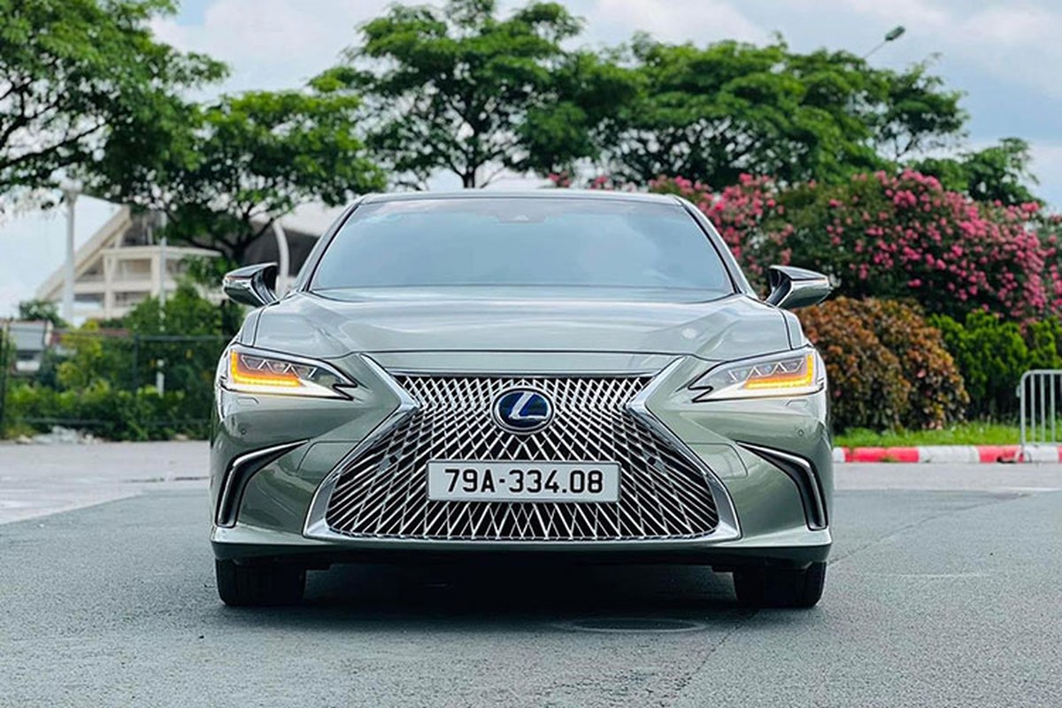 Lexus ES 300h màu độc "siêu lướt" rao bán gần 3 tỷ ở Khánh Hoà - Hình 11 Lexus ES 300h mau doc