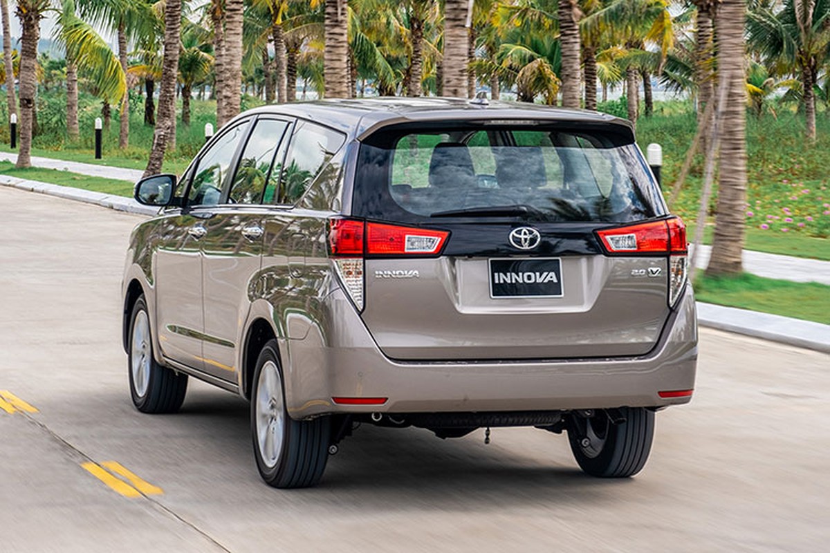 Mitsubishi Xpander bán gần 3000 xe tại Việt Nam, "đá bay" Toyota Veloz - Hình 10 Mitsubishi Xpander ban gan 3000 xe tai Viet Nam,