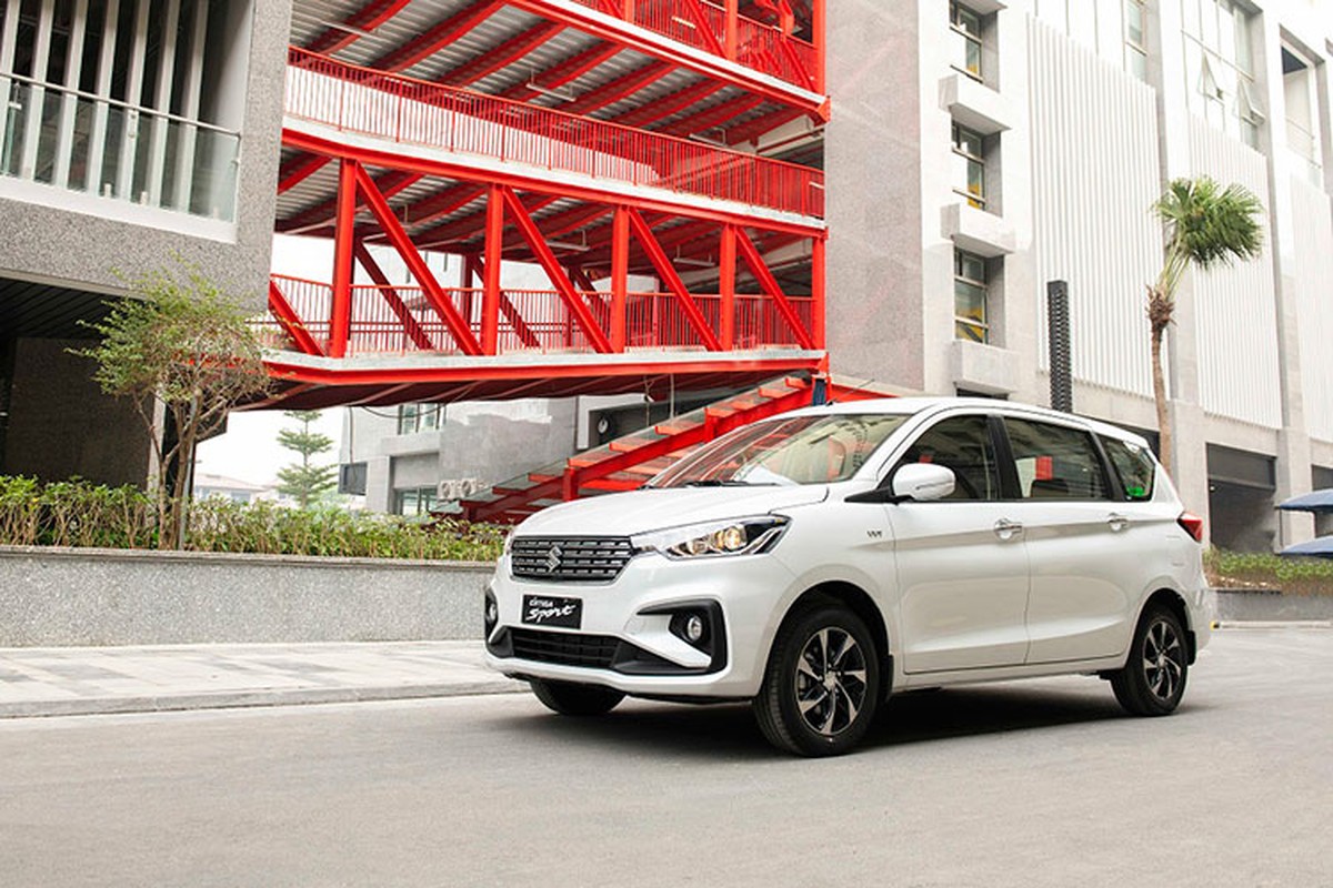 Mitsubishi Xpander bán gần 3000 xe tại Việt Nam, "đá bay" Toyota Veloz - Hình 11 Mitsubishi Xpander ban gan 3000 xe tai Viet Nam,