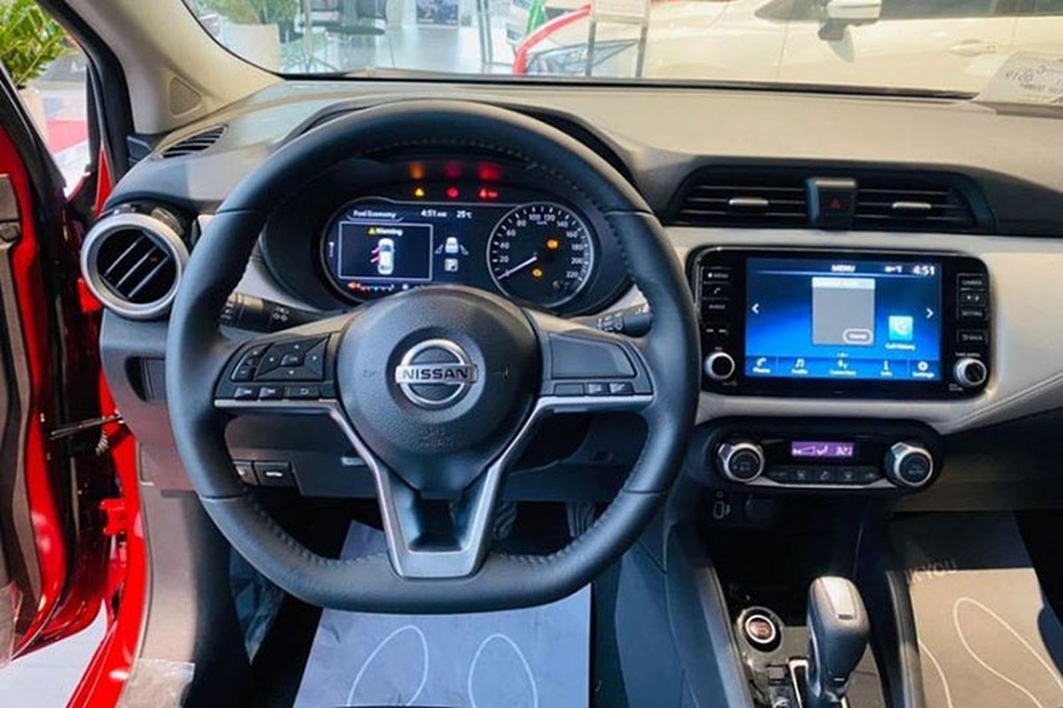 Chủ xe Nissan Almera tại Việt Nam "sốc" với giá đèn pha gần 90 triệu - Hình 6 Chu xe Nissan Almera tai Viet Nam