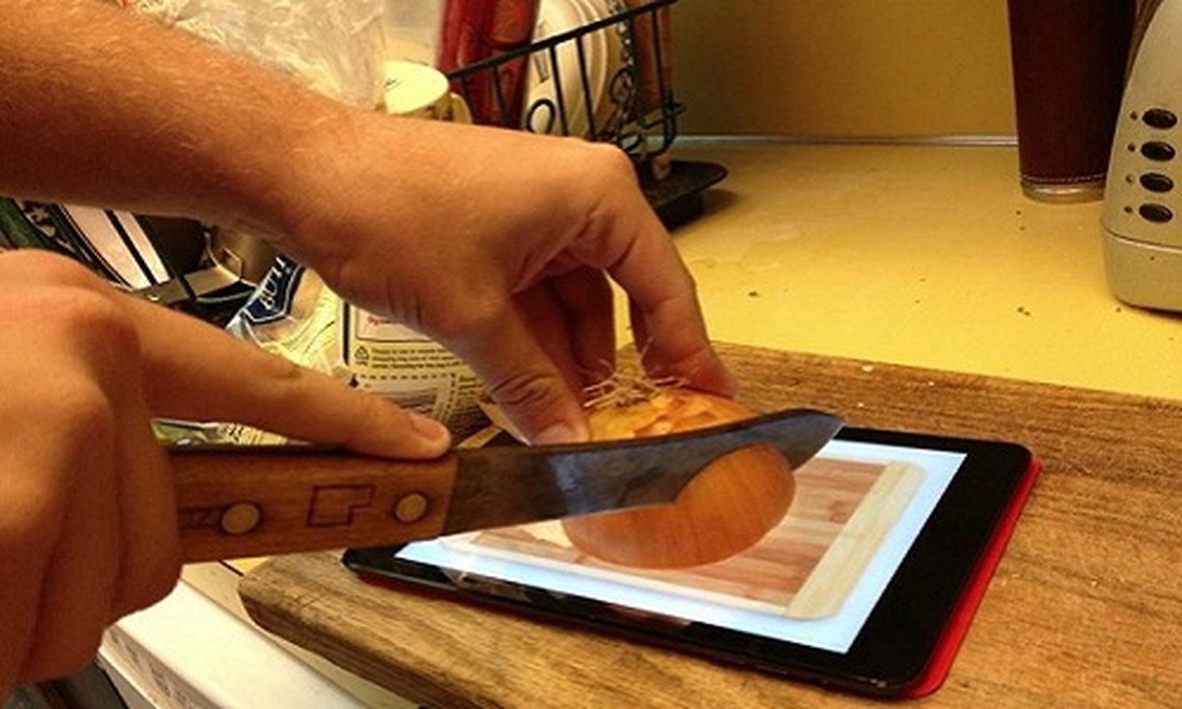 Cuoi lan lon cach dung iPad “ba dao” nhat qua dat-Hinh-7