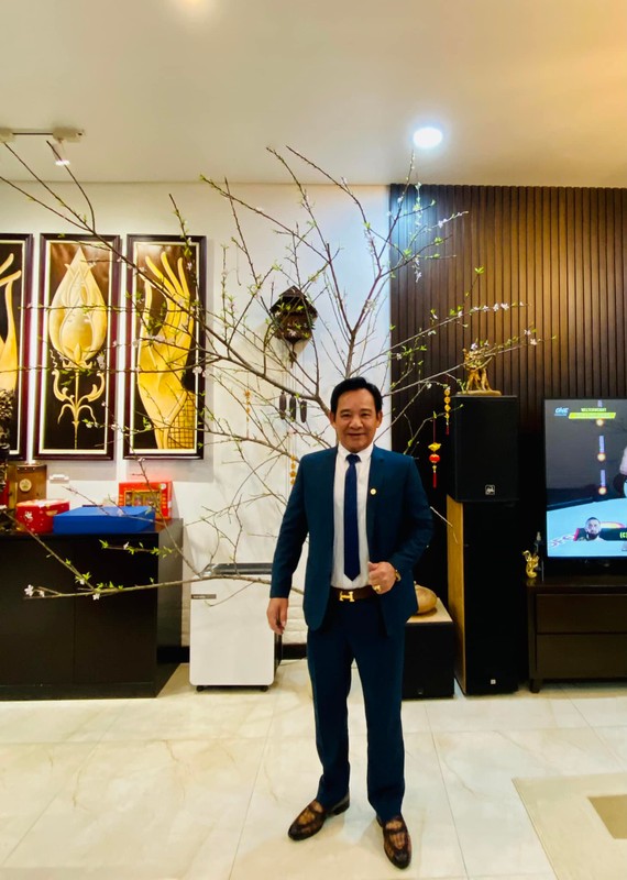 Choáng ngợp biệt thự mới hoành tráng của nghệ sĩ Quang Tèo - Hình 8 Choang ngop biet thu moi hoanh trang cua nghe si Quang Teo-Hinh-8