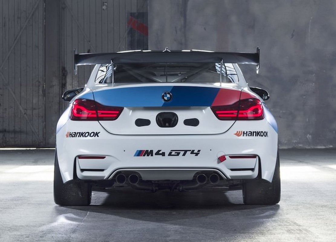 BMW ban xe dua M4 GT4 cho khach hang gia 4,3 ty-Hinh-3