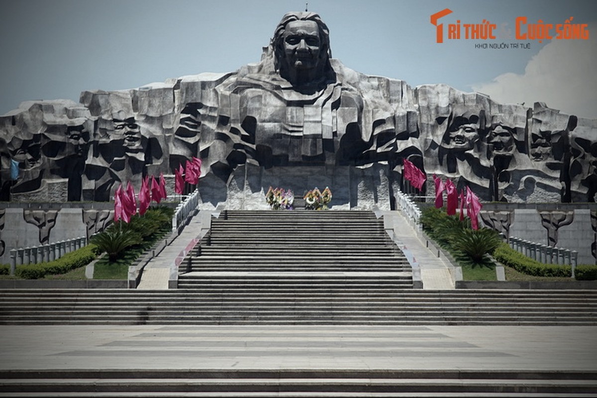 Cuộc đời huyền thoại của bà mẹ Việt Nam có 9 con là liệt sĩ - Hình 10 Cuoc doi huyen thoai cua ba me Viet Nam co 9 con la liet si-Hinh-10