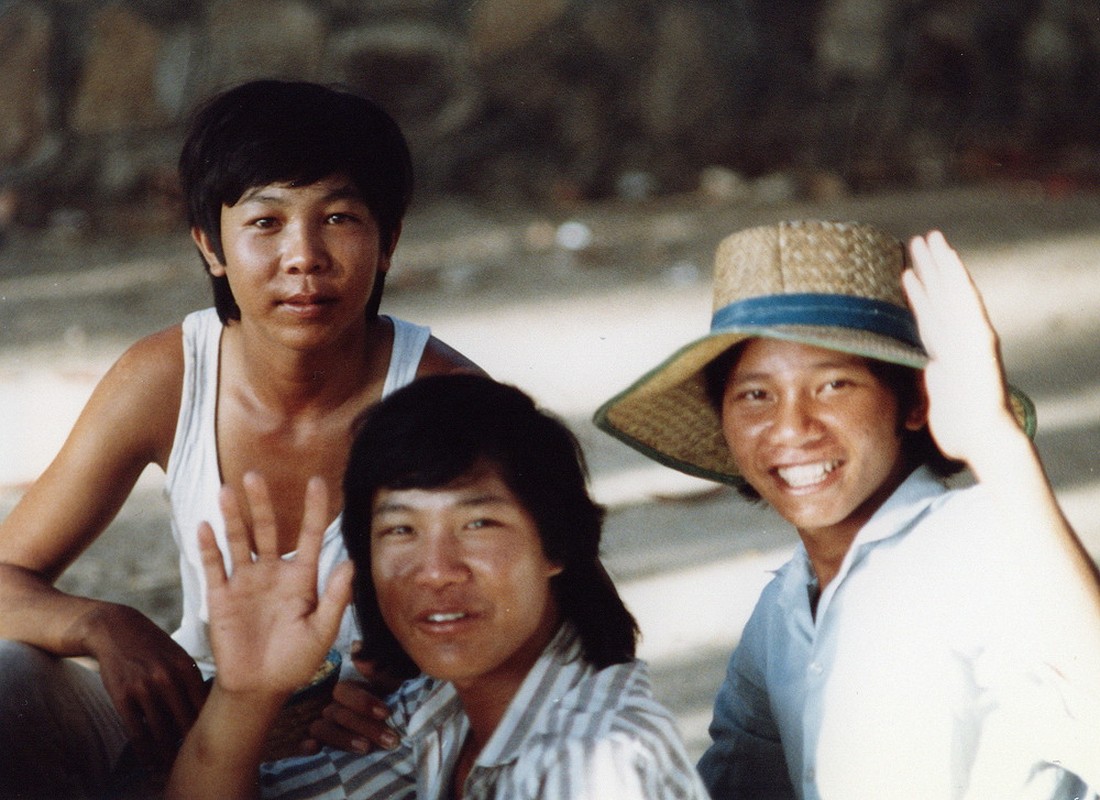 Gioi tre Vung Tau nam 1988 qua ong kinh pho nhay Tay-Hinh-6