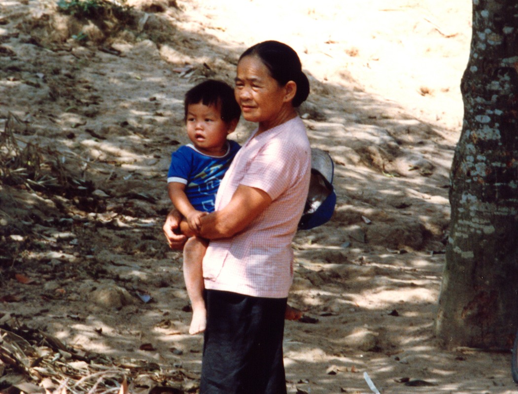Anh doi thuong hiem co o Nha Trang nam 1988-Hinh-7