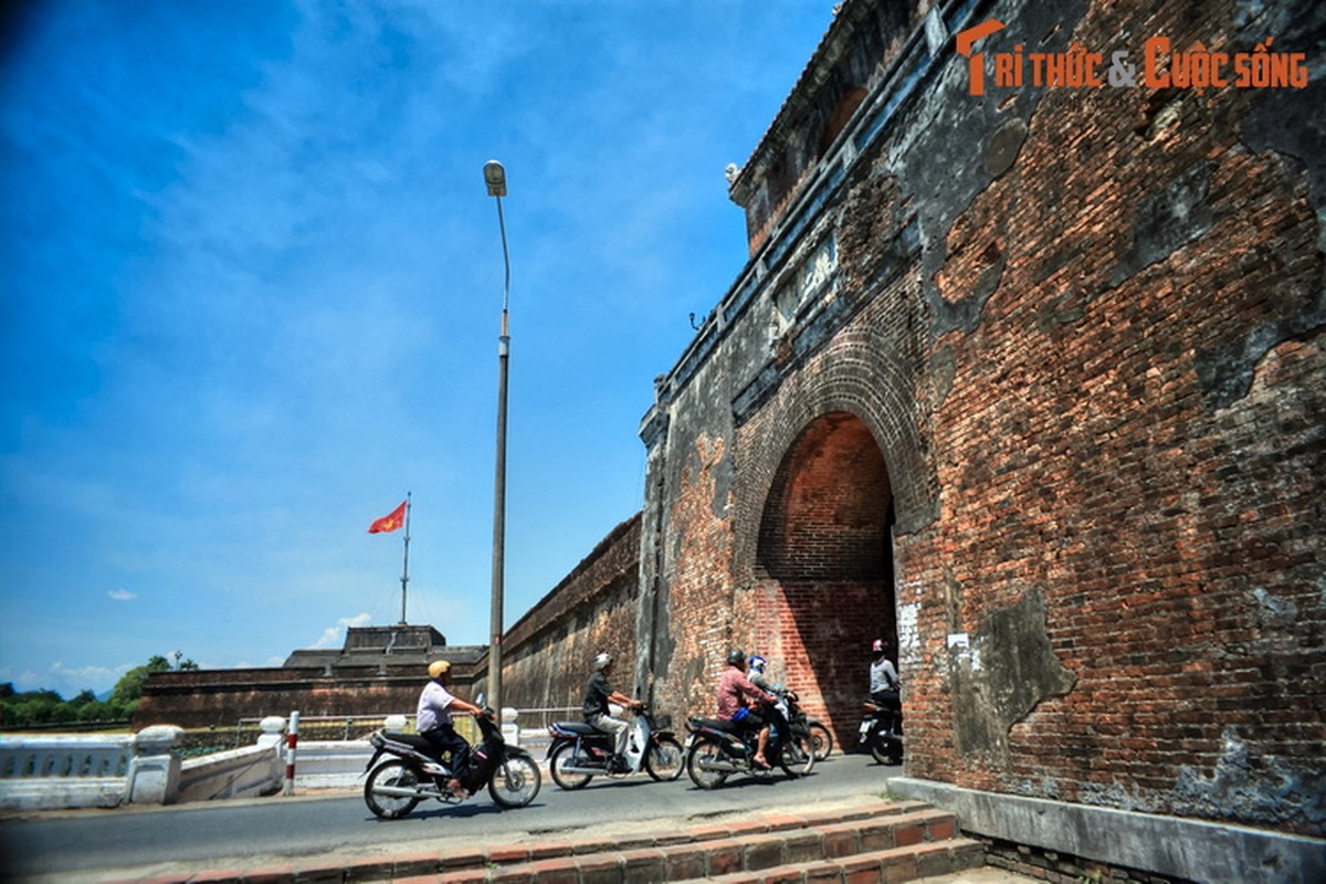 Điểm danh bốn tòa thành cổ của nhà Nguyễn ở Cố đô Huế - Hình 4 Diem danh bon toa thanh co cua nha Nguyen o Co do Hue-Hinh-4